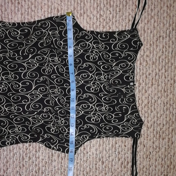 🖤Spiral Black Dress - Picture 6 of 8